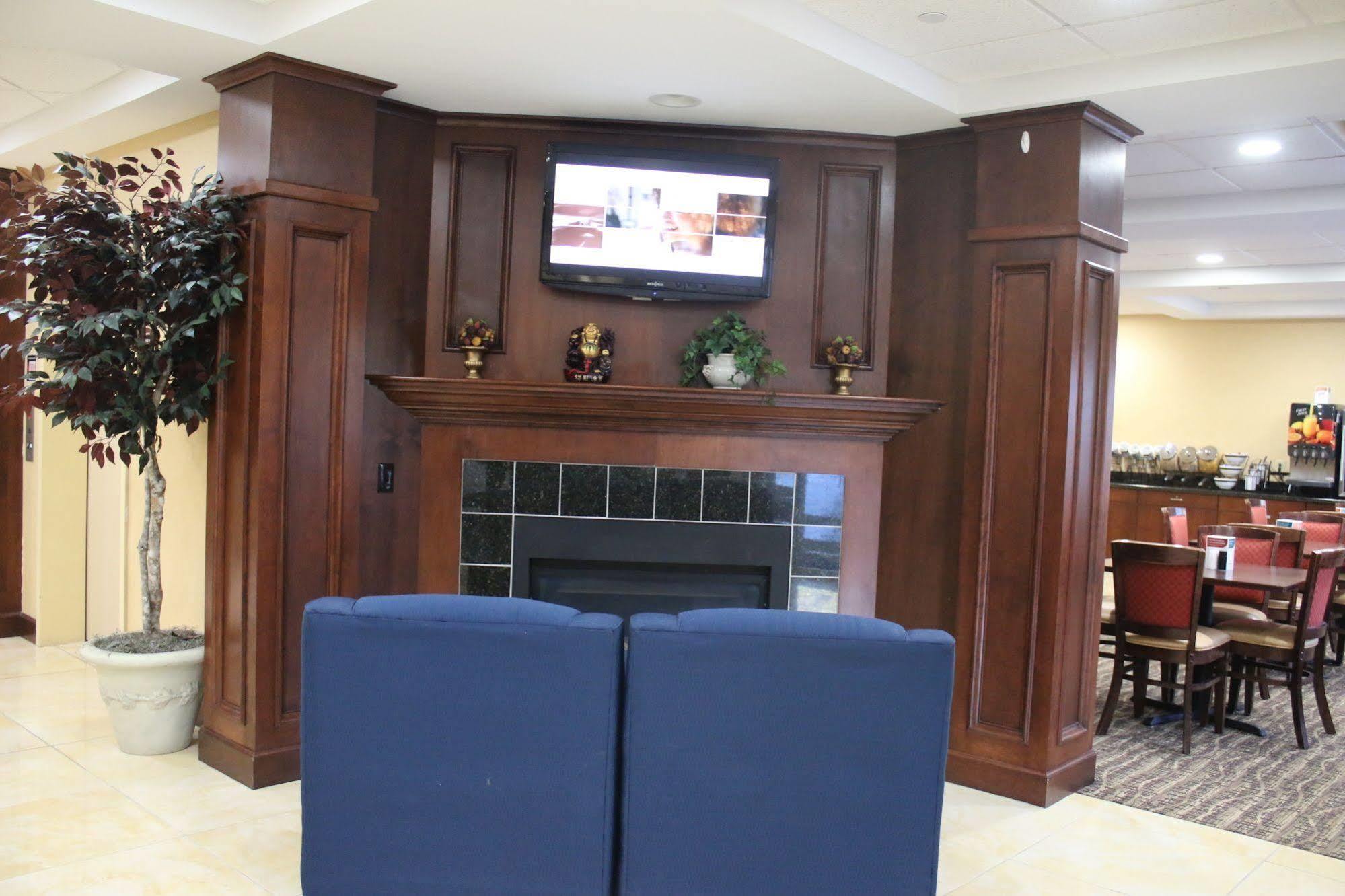 Comfort Inn & Suites Scarborough-Portland Экстерьер фото